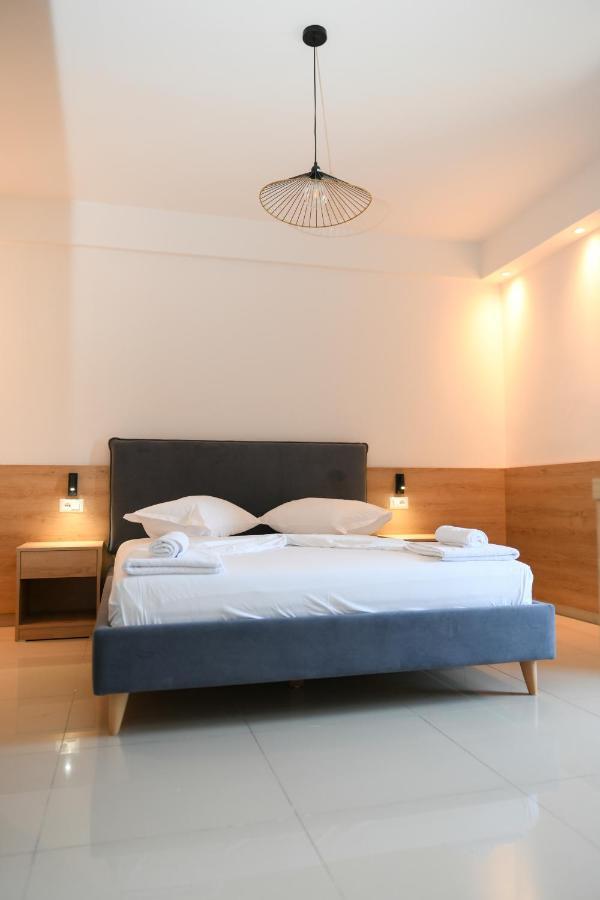 Village By The Sea 4*